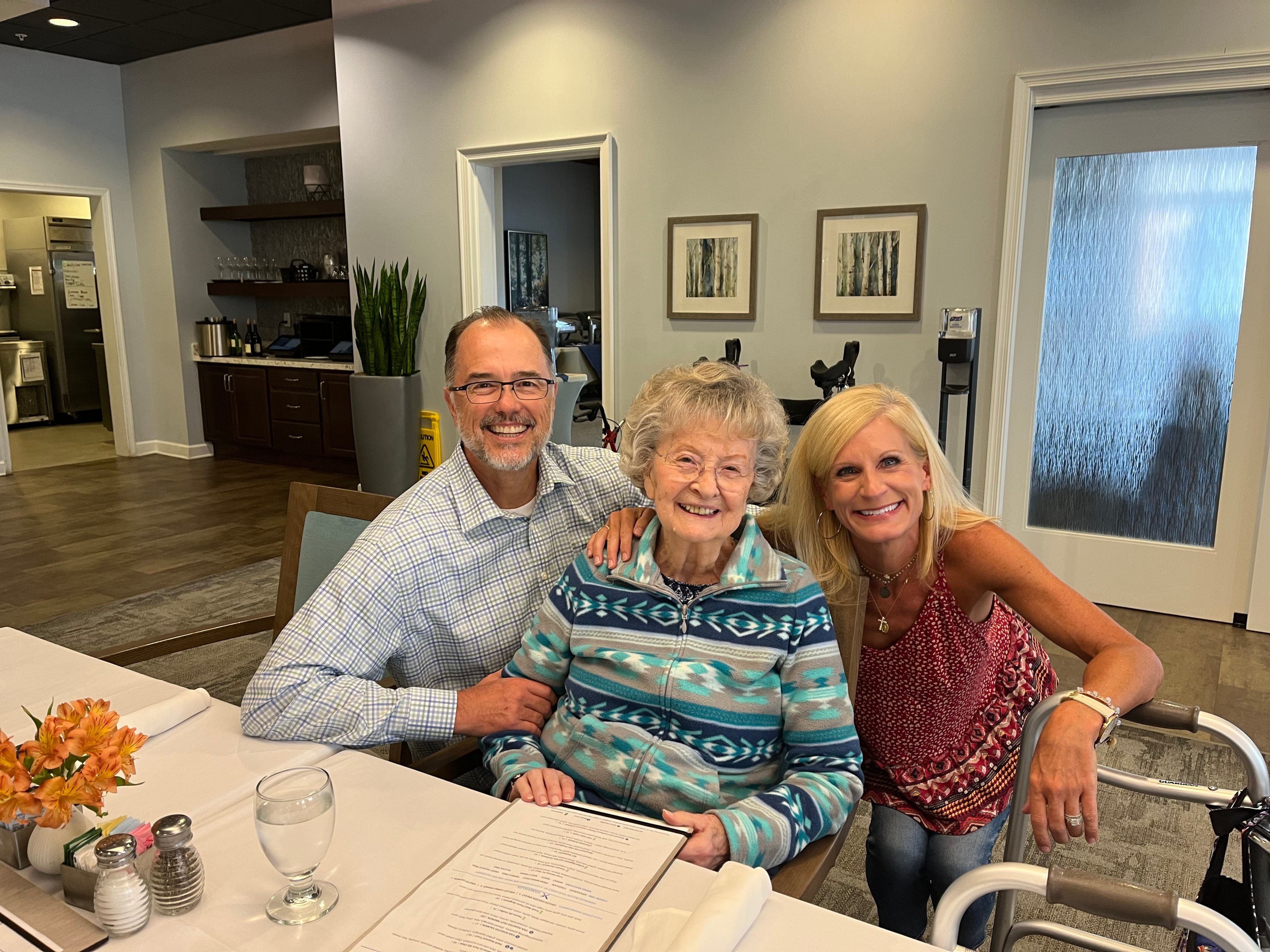 Healthy and Prepared: Your Guide to Home Food Delivery for Seniors