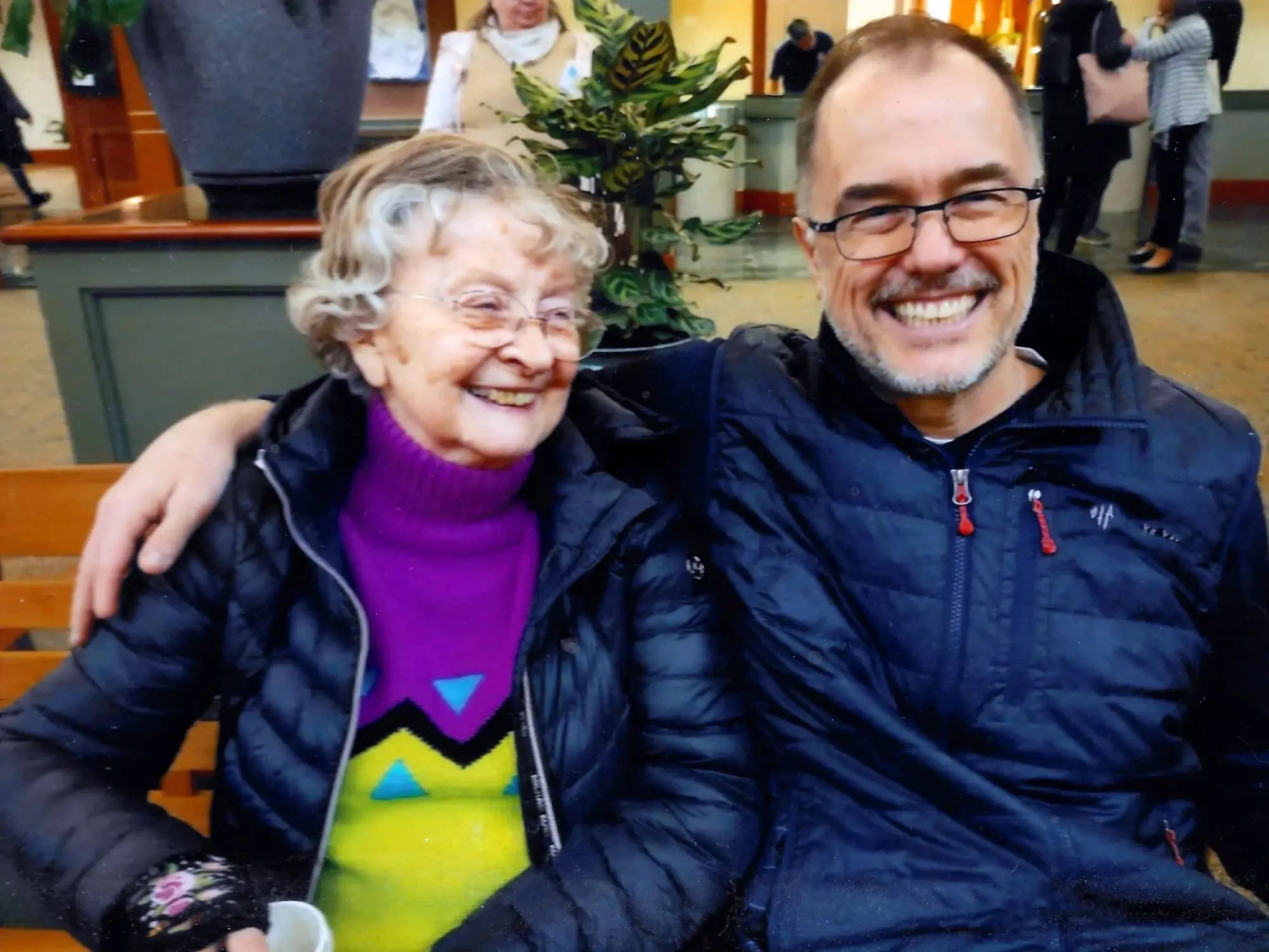 The Essential Guide to Care for Aging Parents