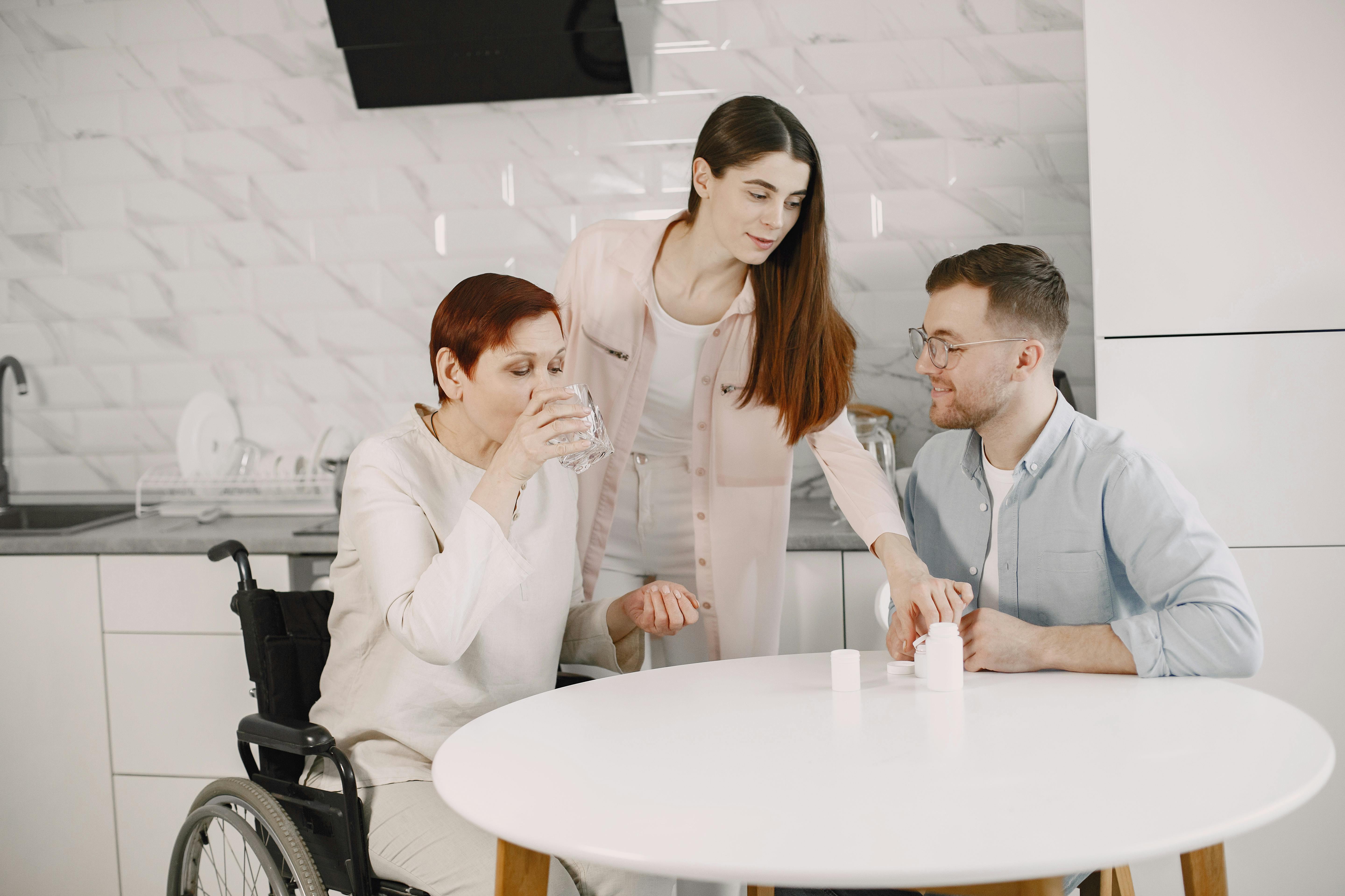 senior care coordination family meeting with support concierge - family focused care senior care coordination family meeting with support concierge - family focused care